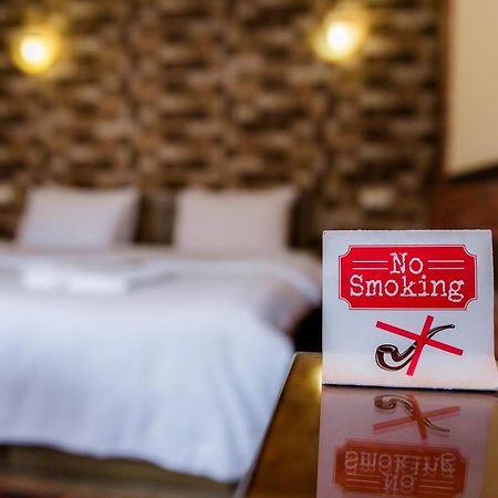 Metekhi'S Galavani Hotel Tbilissi Extérieur photo