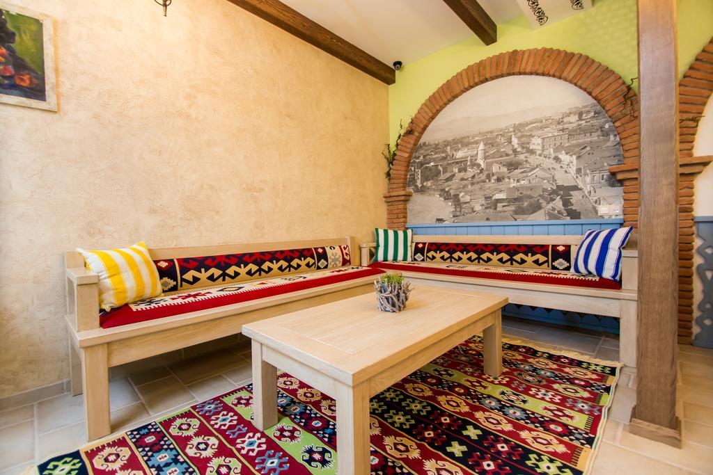 Metekhi'S Galavani Hotel Tbilissi Extérieur photo