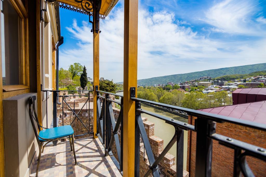 Metekhi'S Galavani Hotel Tbilissi Extérieur photo