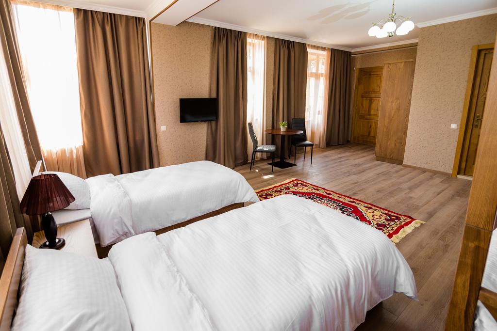 Metekhi'S Galavani Hotel Tbilissi Chambre photo