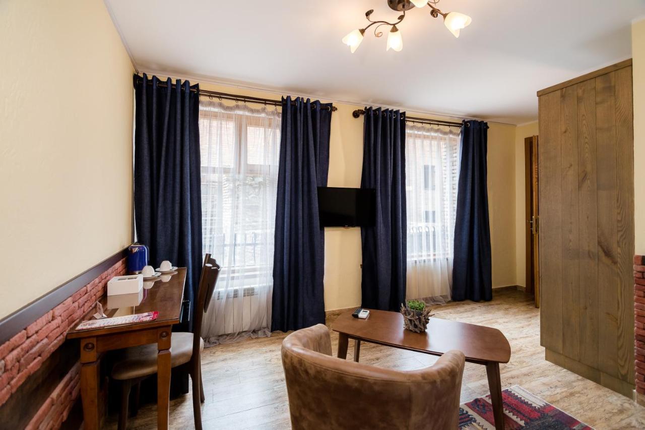 Metekhi'S Galavani Hotel Tbilissi Extérieur photo