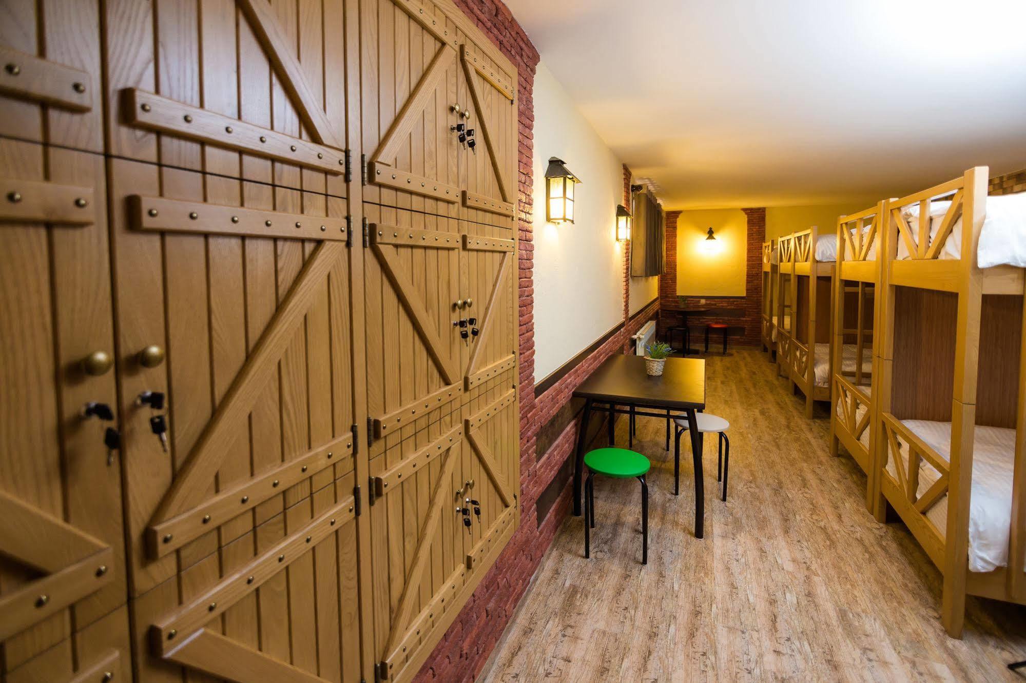 Metekhi'S Galavani Hotel Tbilissi Extérieur photo